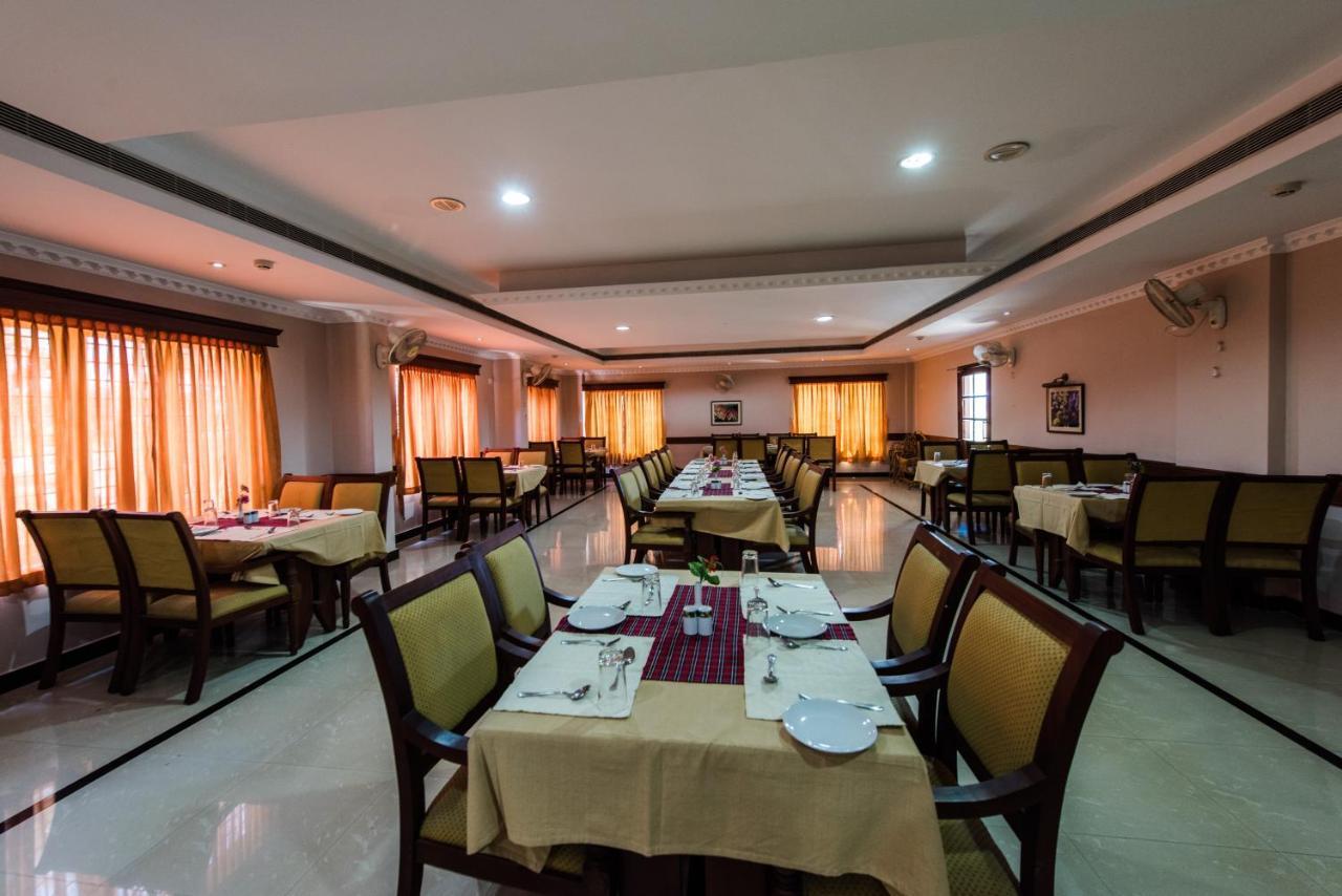 Kallada Hotels And Resorts Thrissur Exteriér fotografie